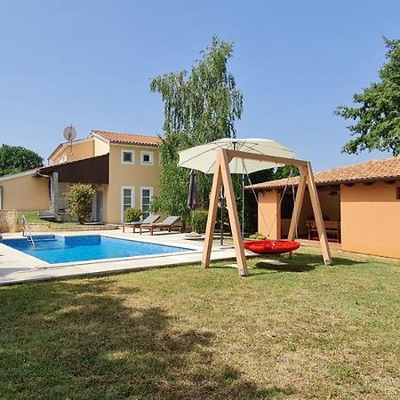 Sunny Garden Villa With Pool Loborika Exterior photo