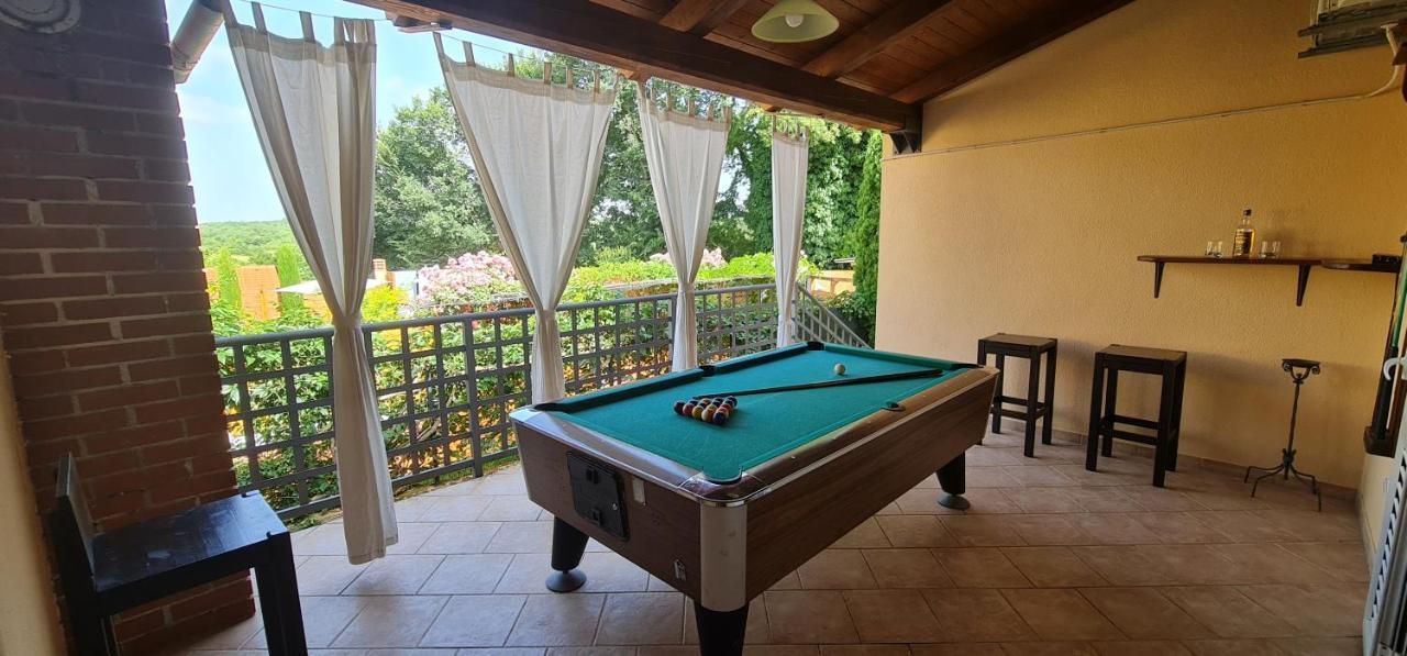 Sunny Garden Villa With Pool Loborika Exterior photo